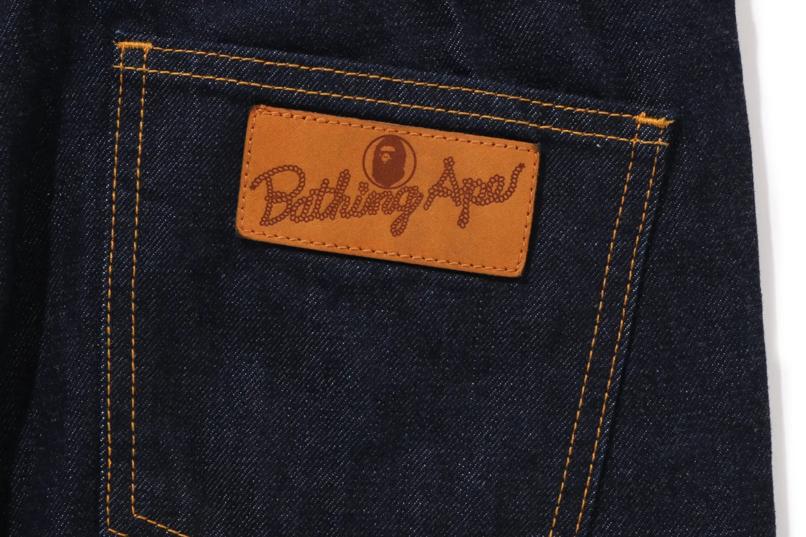 a_bathing_ape_jeanshosen_3.webp 0ZX A BATHING APE JEANSHOSEN MARINE New