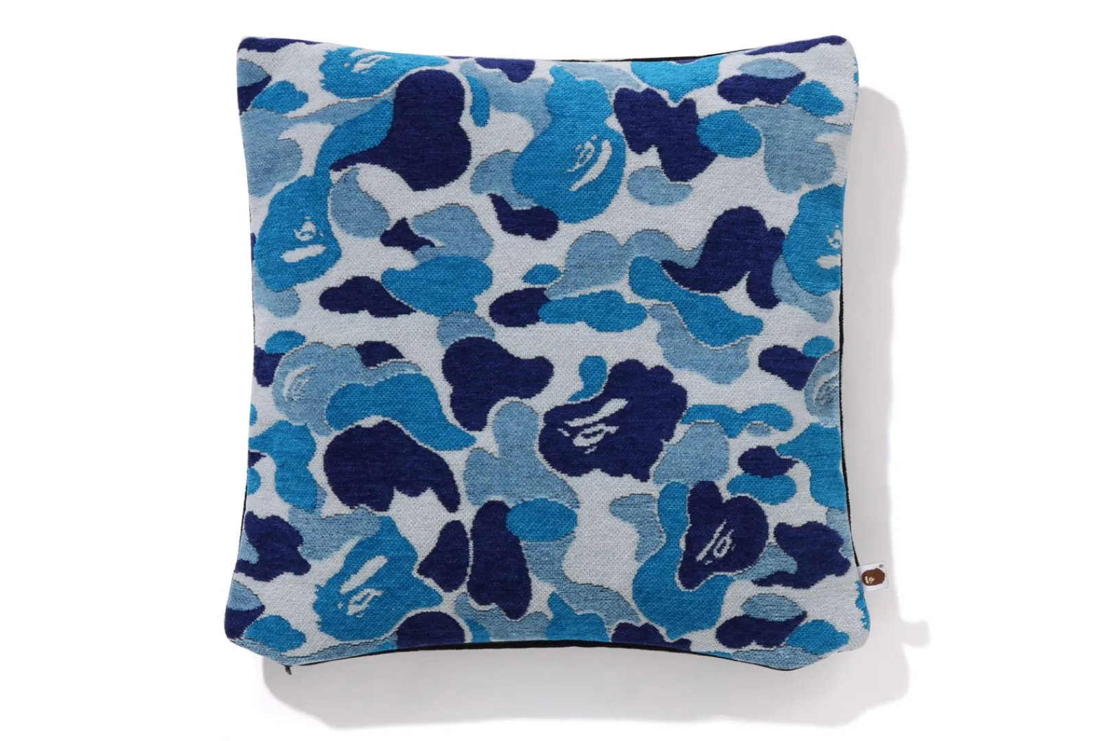 abc_camo_cushion_4.webp 0ZX ABC CAMO CUSHION Fashion
