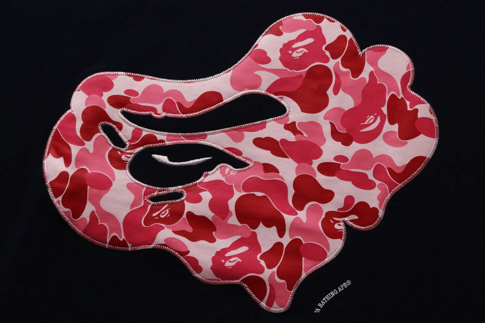abc_camo_patch_locker_passform_rundhalsausschnitt_7.webp 0ZX ABC CAMO PATCH LOCKER PASSFORM RUNDHALSAUSSCHNITT Flash Sale
