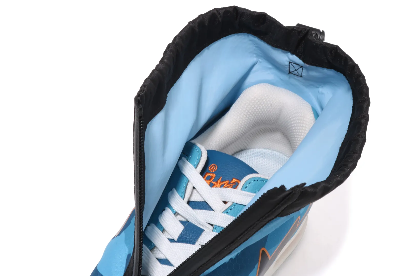 bape_honeycomb_camo_zip_road_sta_herren_3.webp 0ZX BAPE® HONEYCOMB CAMO ZIP ROAD STA HERREN New