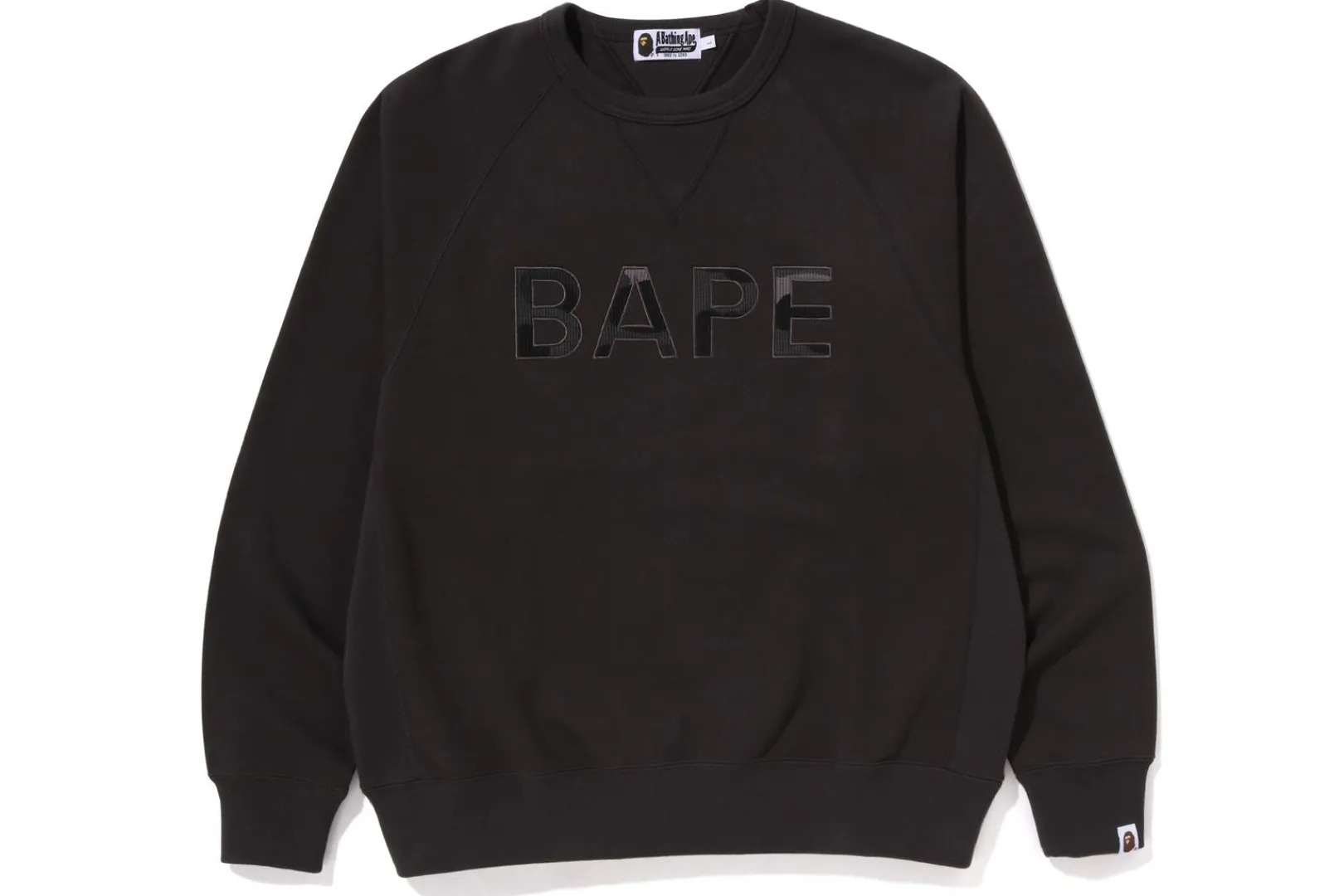 bape_patch_locker_passform_rundhalsausschnitt_3.webp 0ZX BAPE PATCH LOCKER PASSFORM RUNDHALSAUSSCHNITT Best