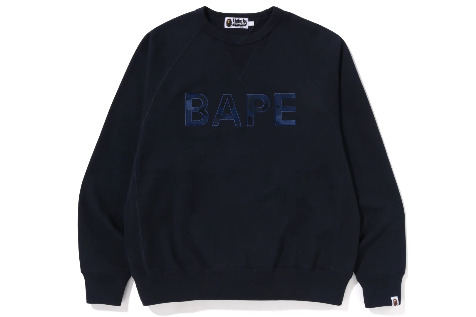 bape_patch_locker_passform_rundhalsausschnitt_9.webp 0ZX BAPE PATCH LOCKER PASSFORM RUNDHALSAUSSCHNITT Best