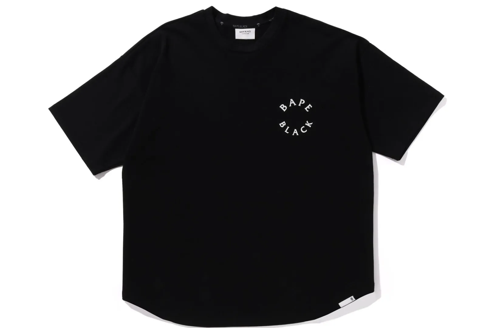 bape_schwarzes_tshirt_mit_affenkopf_4.webp BBK BAPE SCHWARZES T-SHIRT MIT AFFENKOPF Discount