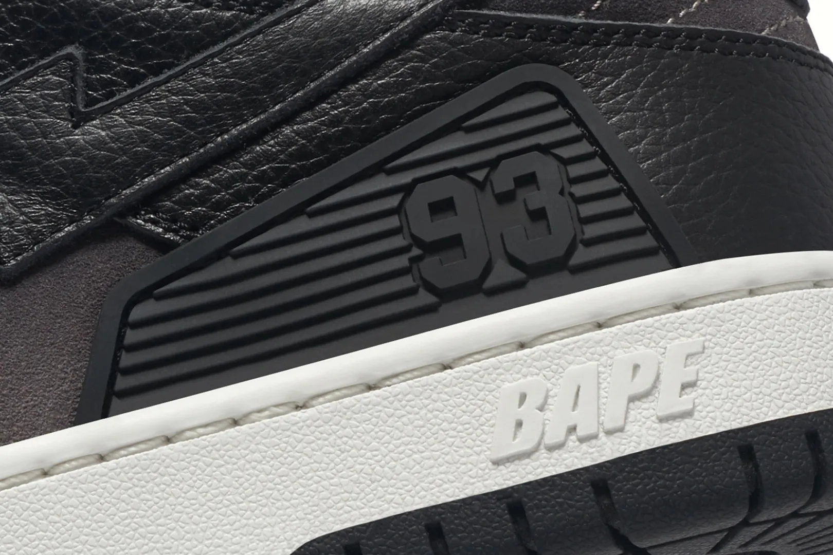 bape_sk_sta__damen_14-2.webp 0ZX BAPE® SK8 STA #4 DAMEN Store