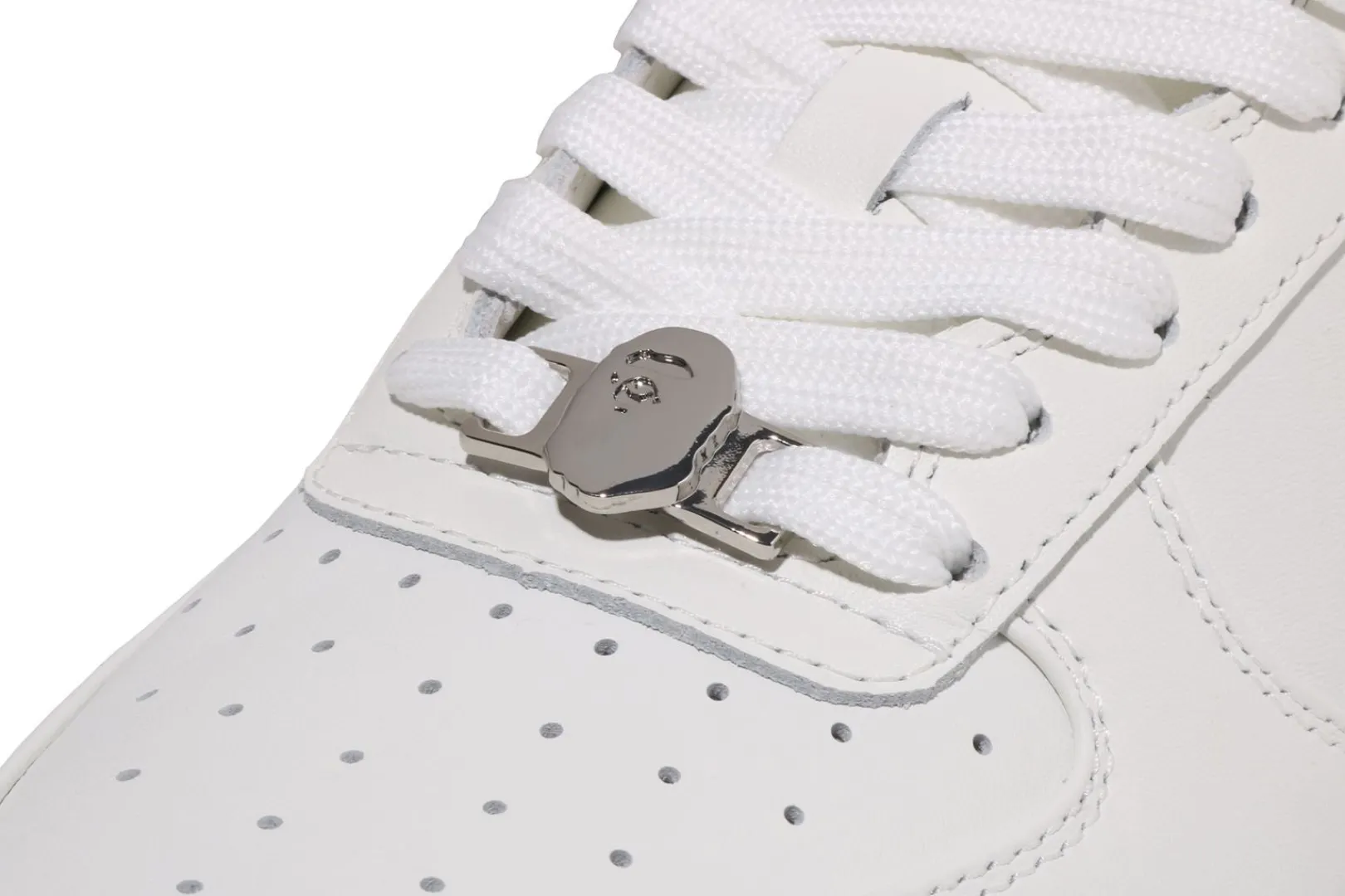 bape_sta__ladies_4-4.webp 0ZX BAPE STA™ #50 LADIES WHITE Flash Sale