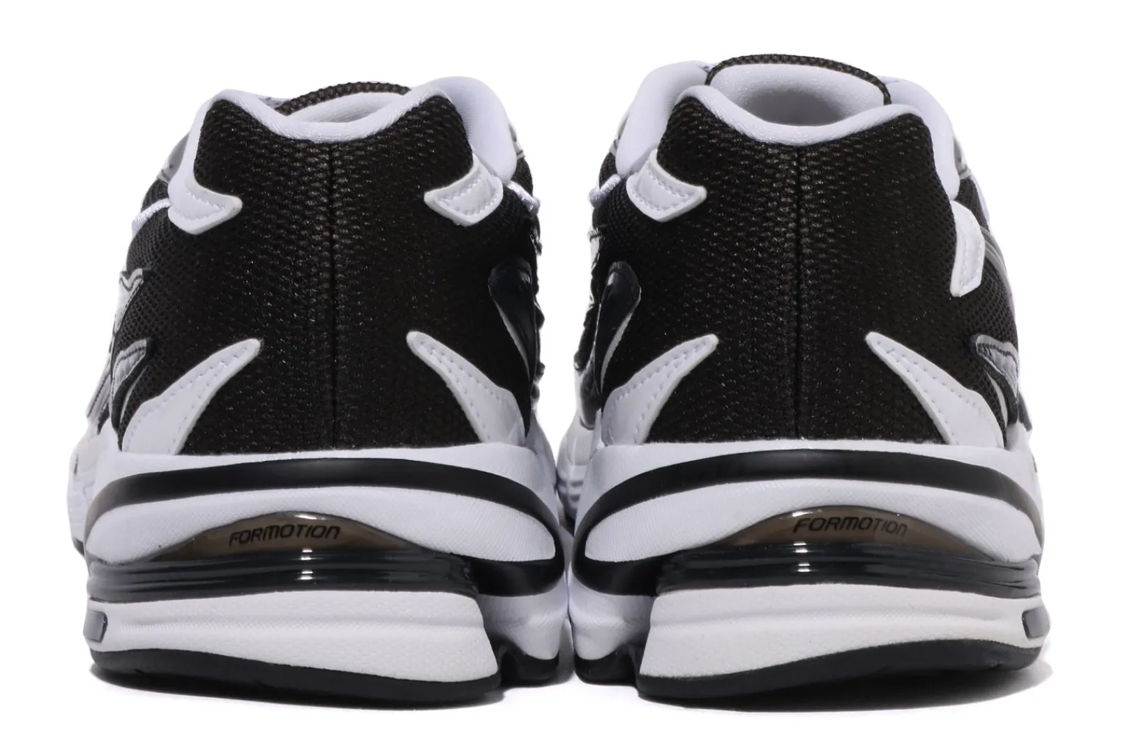 bape_x_adidas__orketro_ladies_8.webp 0ZX BAPE X ADIDAS - ORKETRO LADIES Fashion
