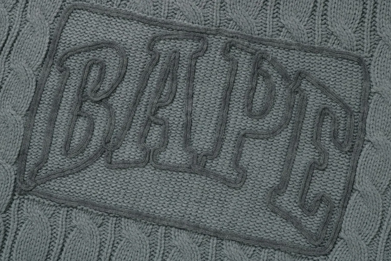 bape_zopfstrickeinteil_5.webp 0ZX BAPE ZOPFSTRICK-EINTEIL Clearance