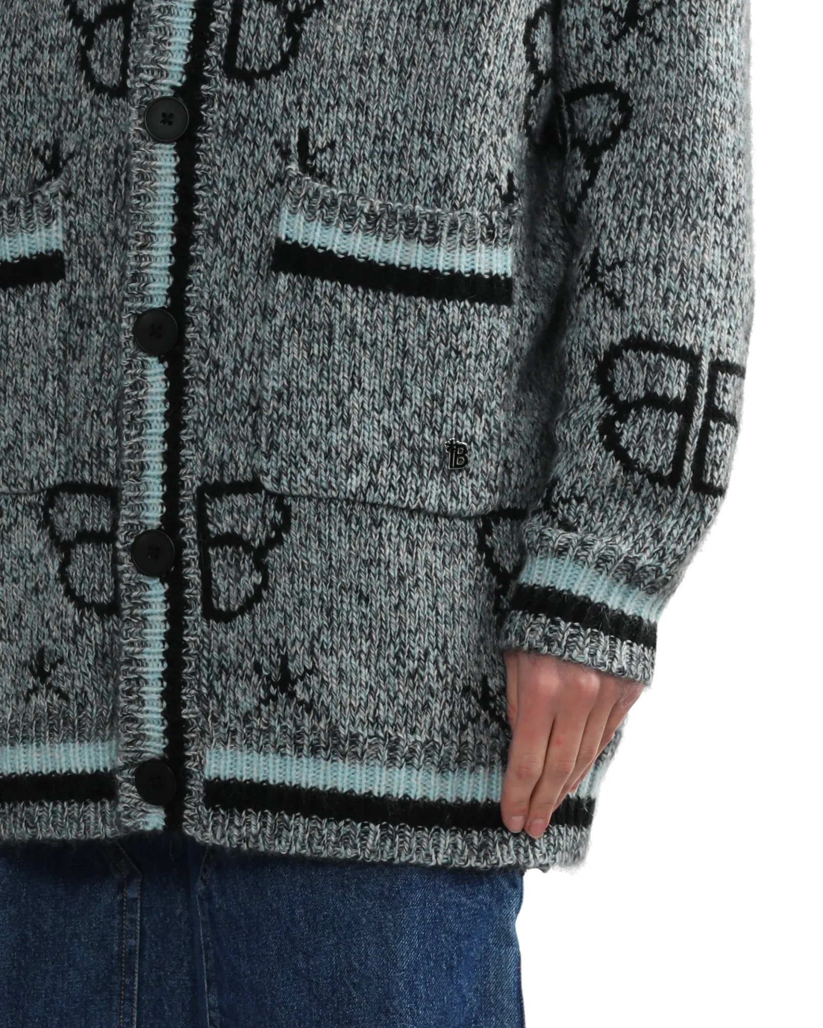 bpycdcdxlbapymonogrammcardigan_l_4.webp BPY CDCD4235XL/BAPY-MONOGRAMM-CARDIGAN L DUNKELGRÜN Clearance