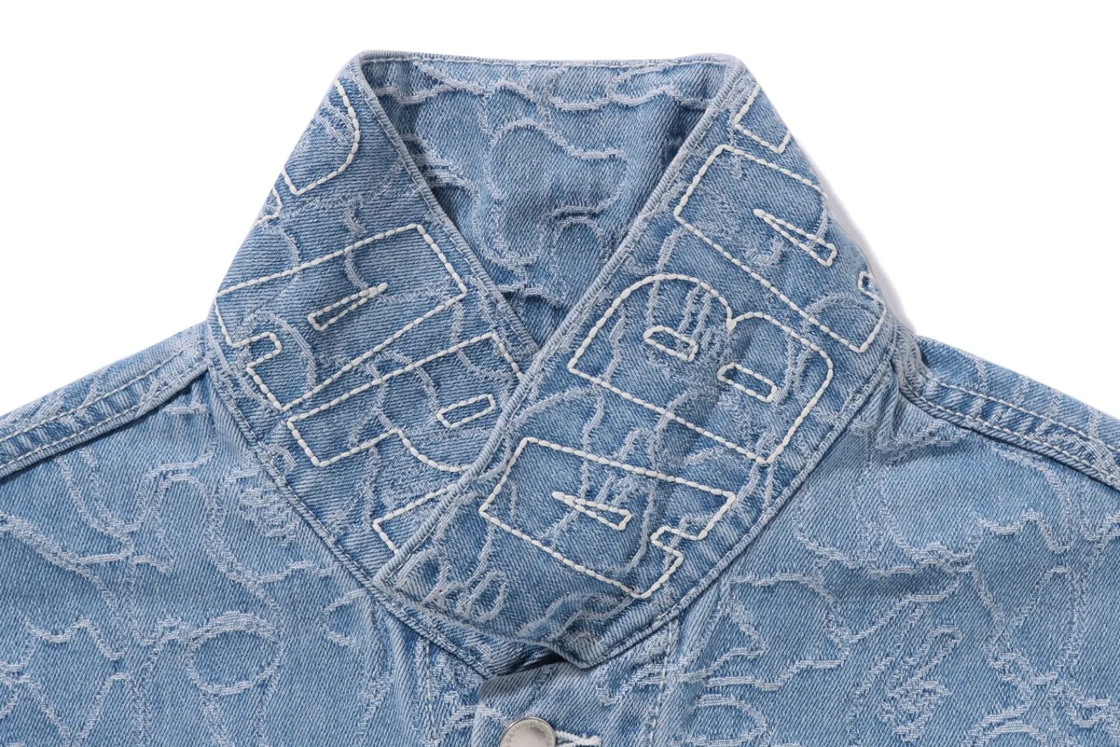 denimjacke_line_mit_camomuster_5.webp 0ZX DENIM-JACKE „LINE“ MIT CAMO-MUSTER BLAU Clearance