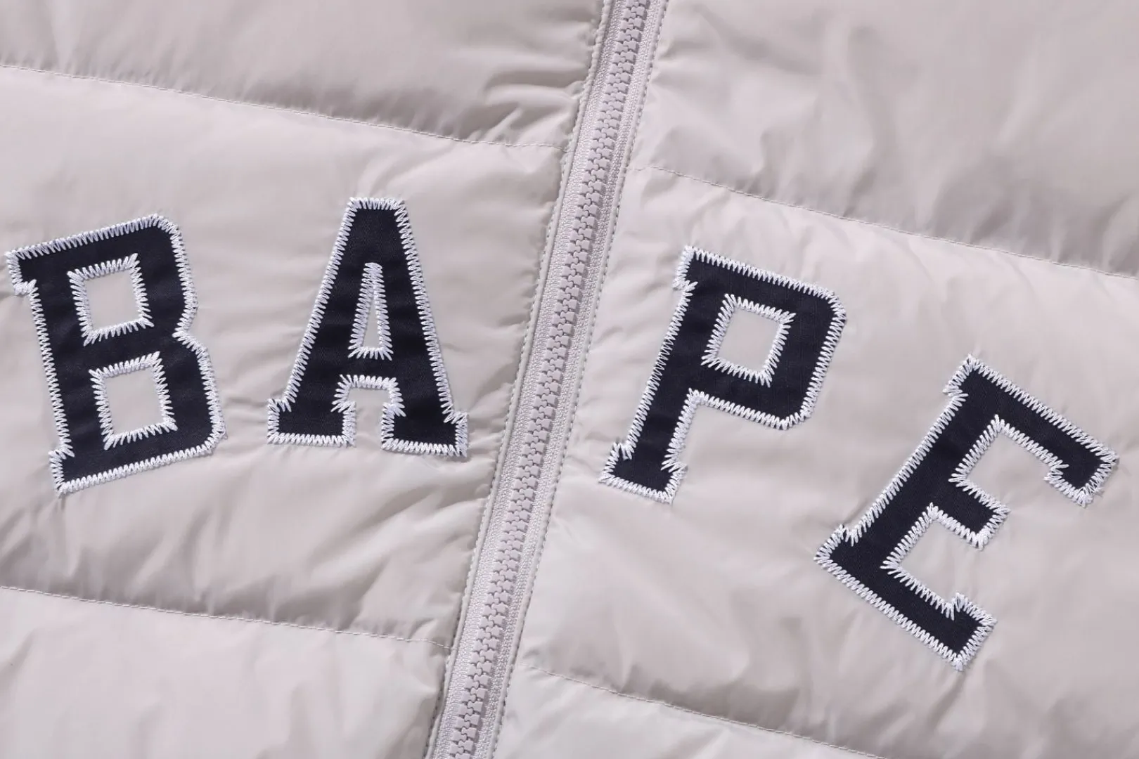 detachable_sleeves_down_jacket_ladies_4.webp 0ZX DETACHABLE SLEEVES DOWN JACKET LADIES Best Sale