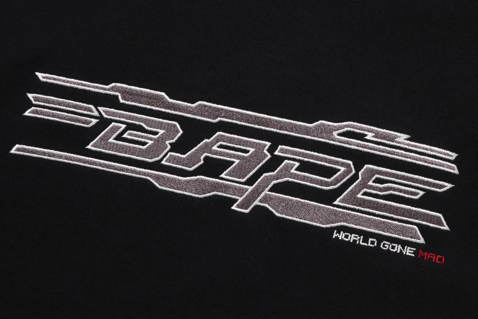 kapuzenpullover_mit_stickerei_bape_1.webp 0ZX Kapuzenpullover mit Stickerei „BAPE“ Discount