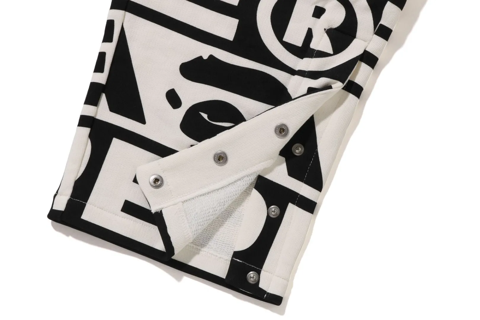 oversizedsweatpants_mit_luxussportmuster_11.webp 0ZX OVERSIZED-SWEATPANTS MIT LUXUS-SPORTMUSTER Best