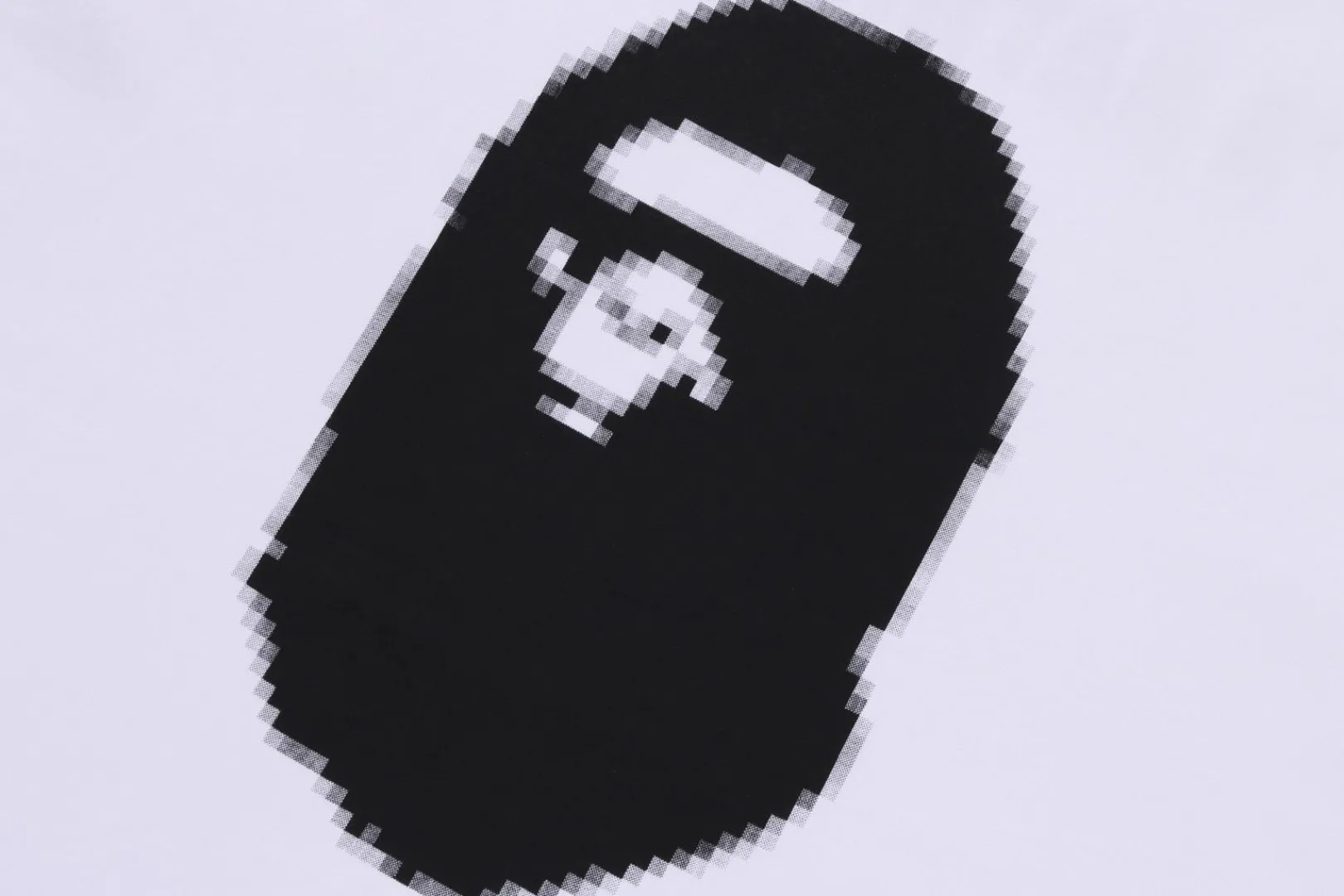 pixel_ape_head_relaxed_fit_tee_mens_2.webp 0ZX PIXEL APE HEAD RELAXED FIT TEE MENS Outlet