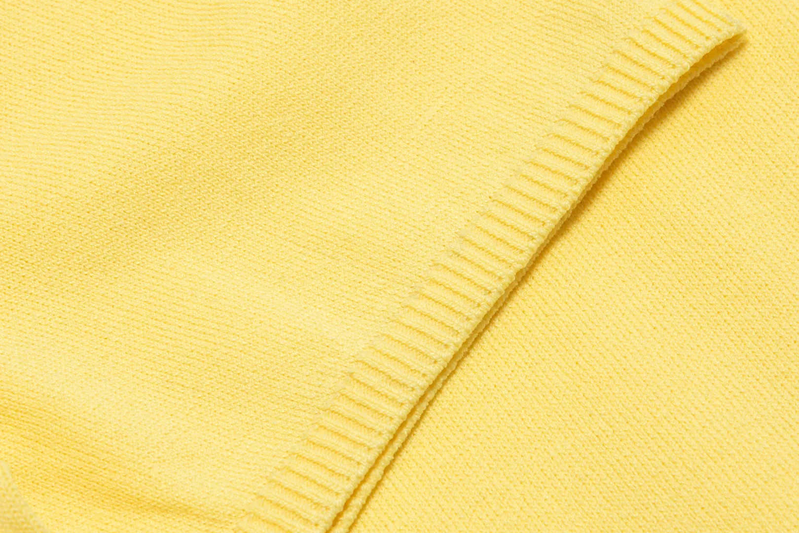 rollkragenstrickoberteil_mit_kurzen_rmeln_9.webp 0PX ROLLKRAGEN-STRICKOBERTEIL MIT KURZEN ÄRMELN Online