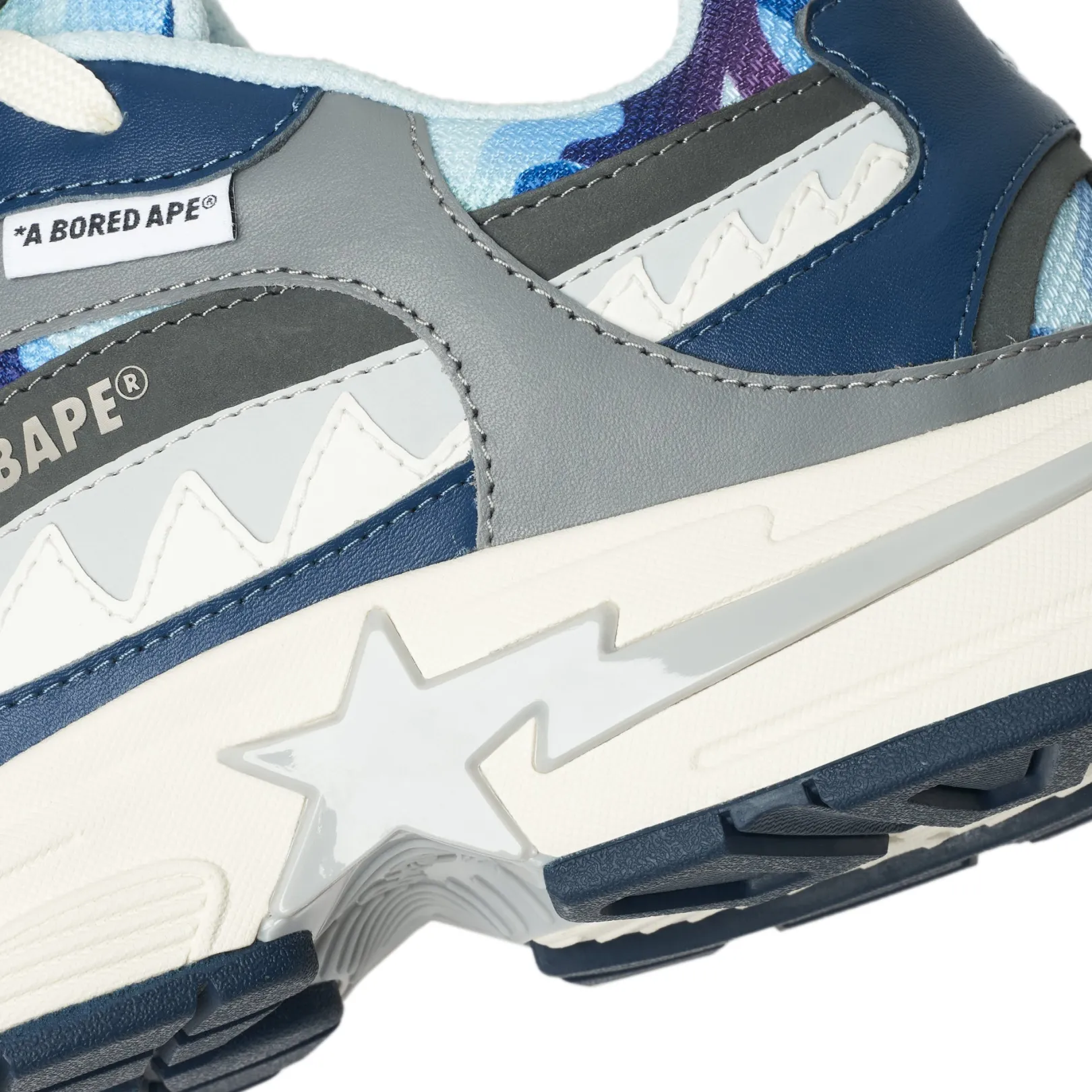 shark_sta_bape_x_bayc_ladies_4.webp 0ZX SHARK STA BAPE X BAYC LADIES BLUE X MULTI Shop