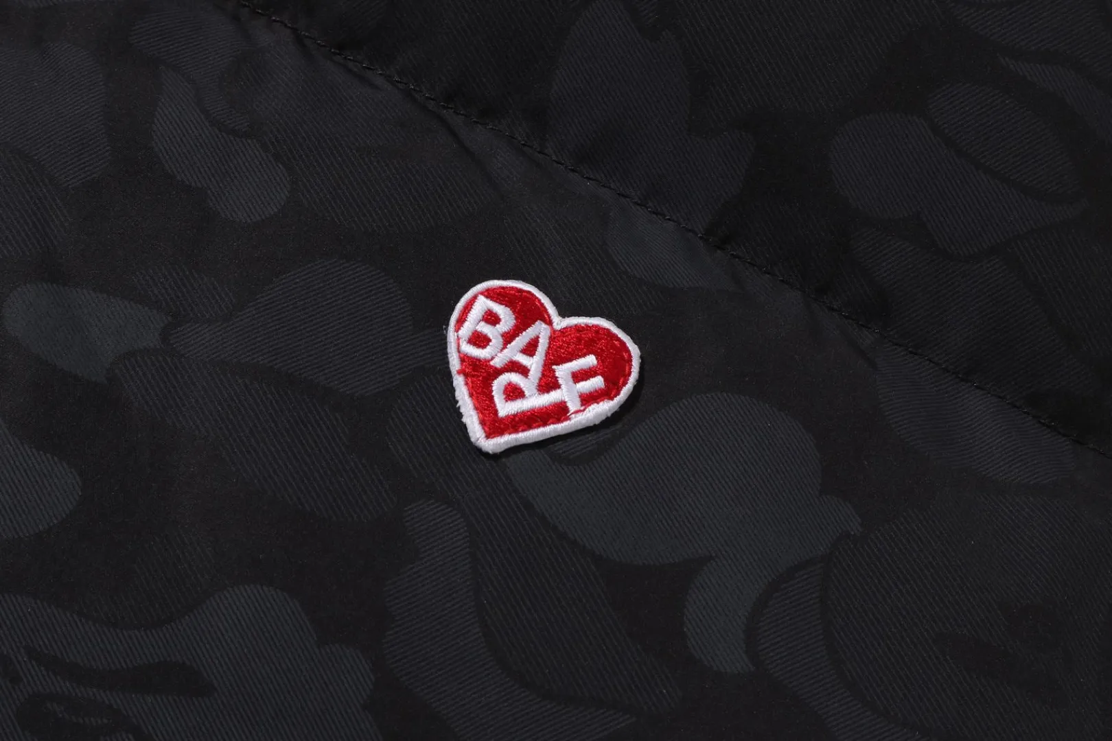 solid_camo_down_jacket_ladies_3.webp 0ZX SOLID CAMO DOWN JACKET LADIES Clearance