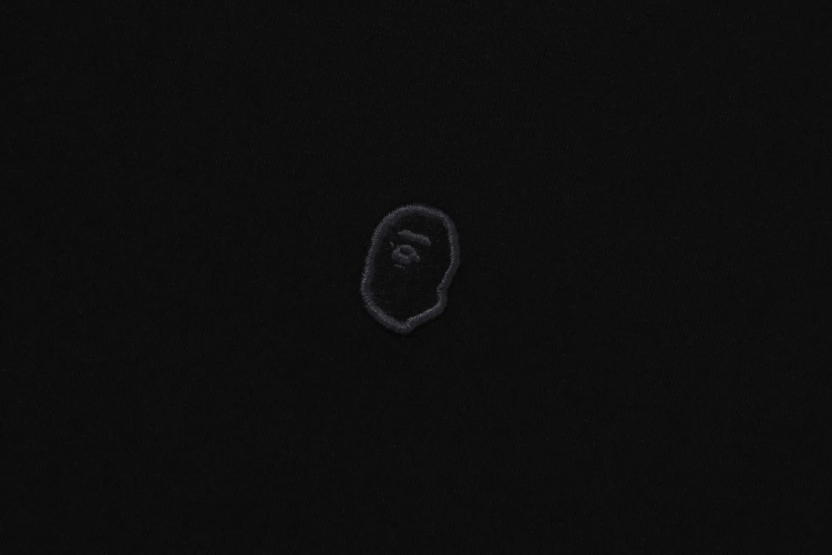 tonal_ape_head_one_point_tee_mens_2.webp 0ZX TONAL APE HEAD ONE POINT TEE MENS Hot